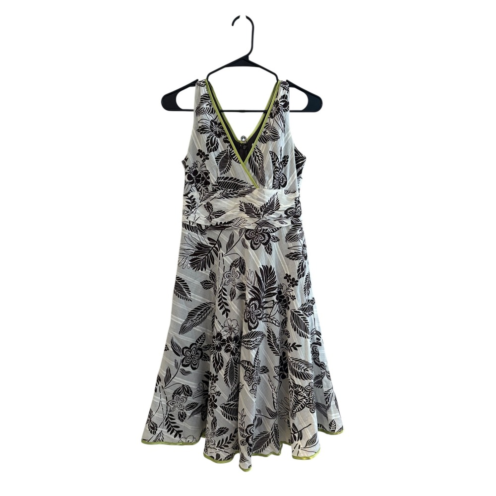 Robbie Bee Petite 4P Black White Floral Sleeveless Fit & Flare Dress Lined